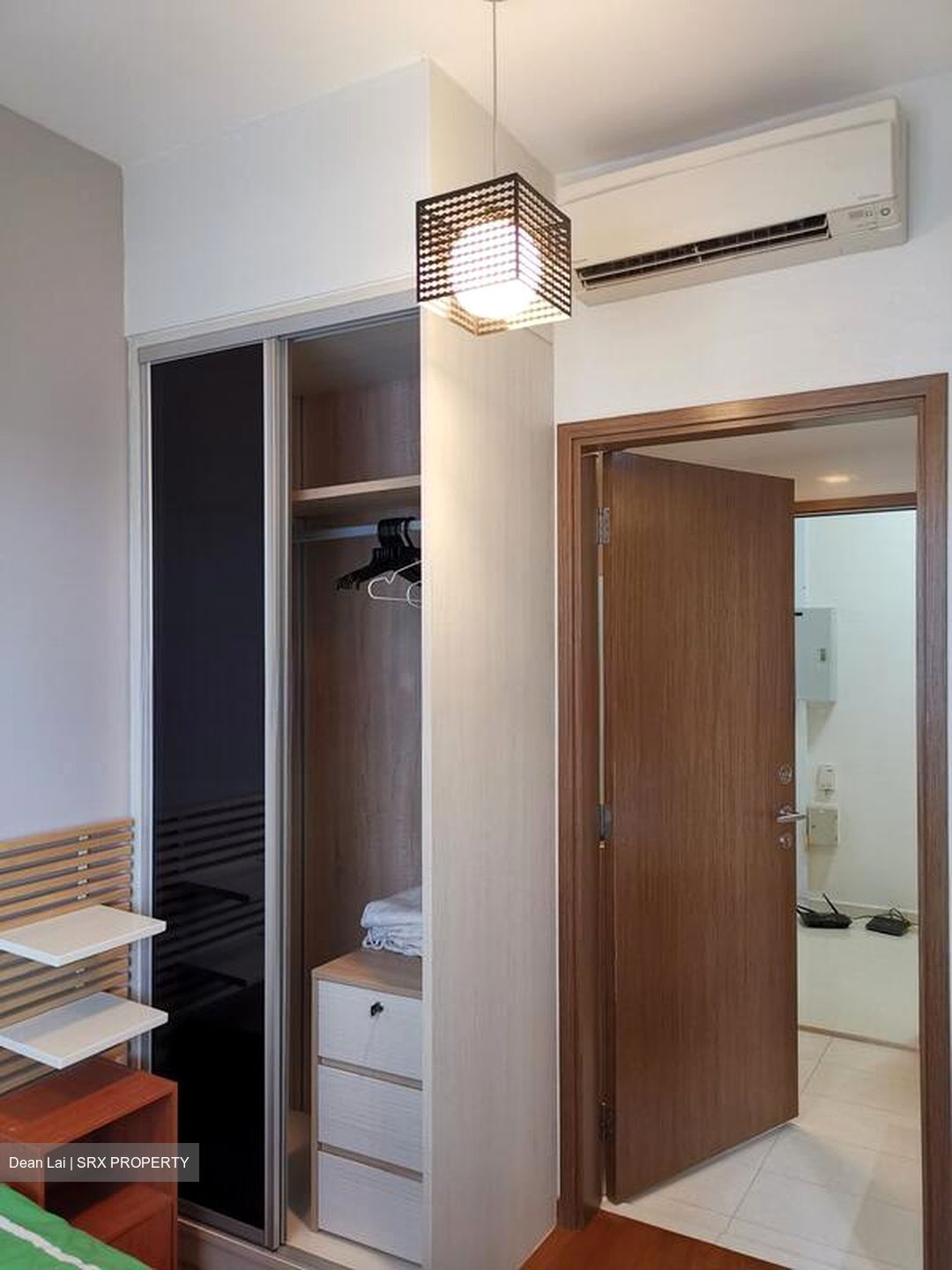 38 I Suites (D15), Apartment #571727011